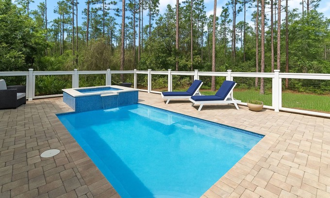 Watercolor House | Heated Private Pool*Hot tub*Watercolor*Golfcart*