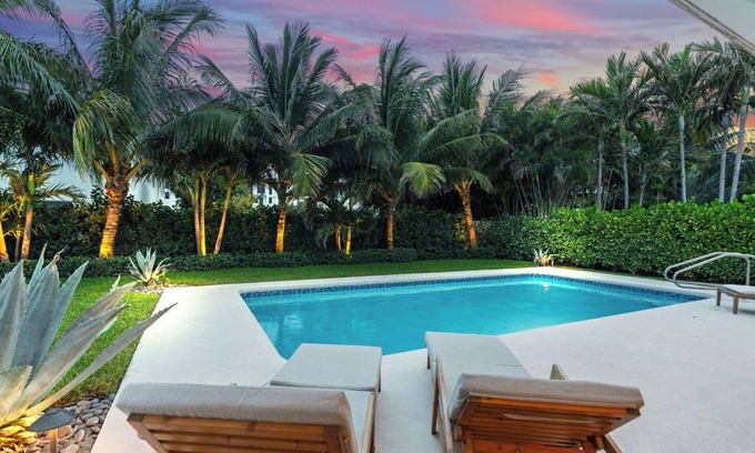 Palm Beach Shores House | Heated Saltwater POOL + Walk to the Beach + Chair/Umbrella Pass Included