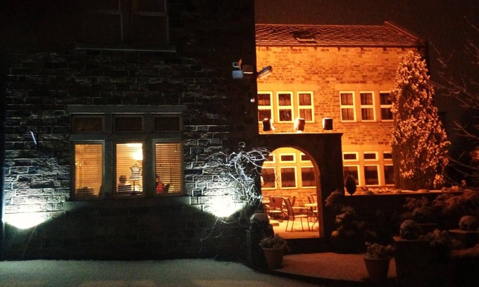 Dewsbury Hotel | Heath Cottage Hotel