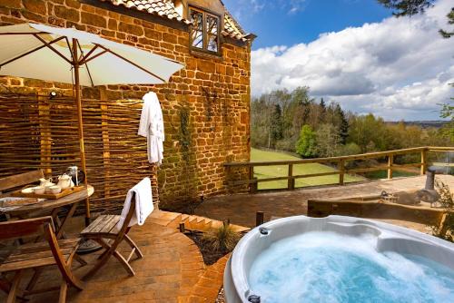 Sibford Gower House | Heath Farm Holiday Cottages