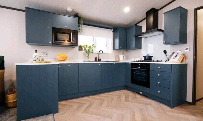 Woodhall Spa Cabin | Heather William Lodge in Woodhall Spa. Perfect for Couples, Families, and Pets!