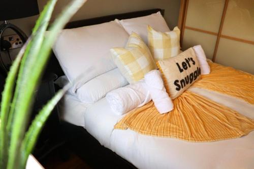 Yeading House | Heathrow Stays Entire House Near Heathrow, Free WiFi, Family-Friendly & Garden