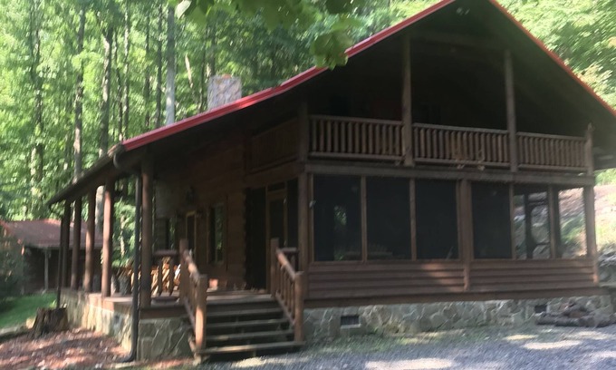 Meadows Of Dan Cabin | Heaven on Earth! RELAX in the woods in this cabin in beautiful Kibler Valley