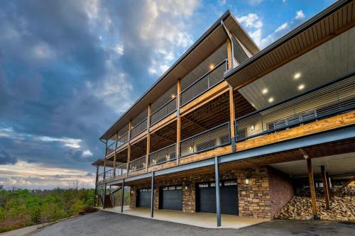 Gatlinburg - Pigeon Forge House | Heaven's Lookout