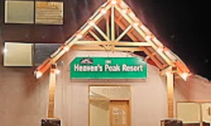 Azad Kashmir Hotel | Heaven's Peak Resort