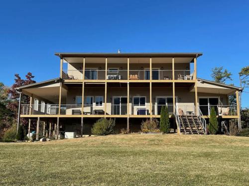 Gatlinburg - Pigeon Forge House | Heaven's Summit