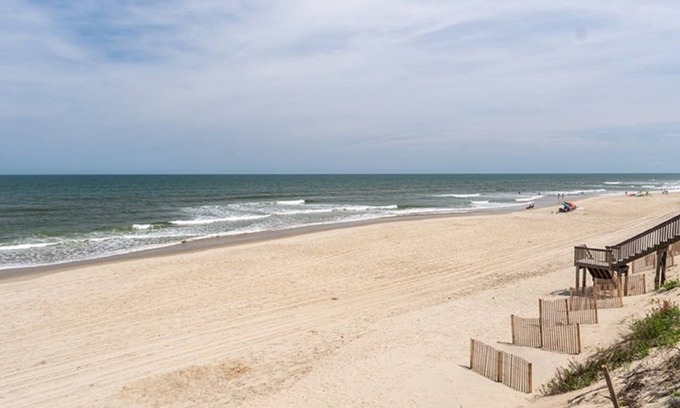 Whalehead Beach House | Heavenly Anchor J10839 - Oceanfront Private Pool w Beach Access - 2 Rec Rooms!