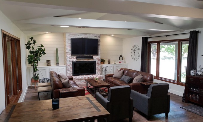 Sedona House | Heavenly Sedona Oak Creek Home - On the Water!