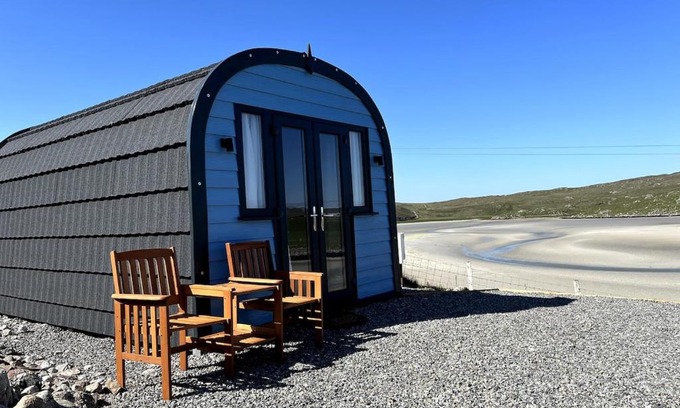 Ardroil Ski Chalet | Heb Pods - North Pod