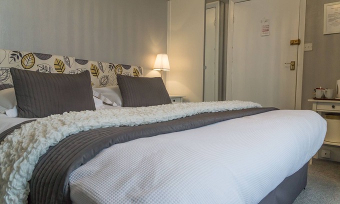 Leamington Spa Bed & Breakfast | Hedley Villa Guest House