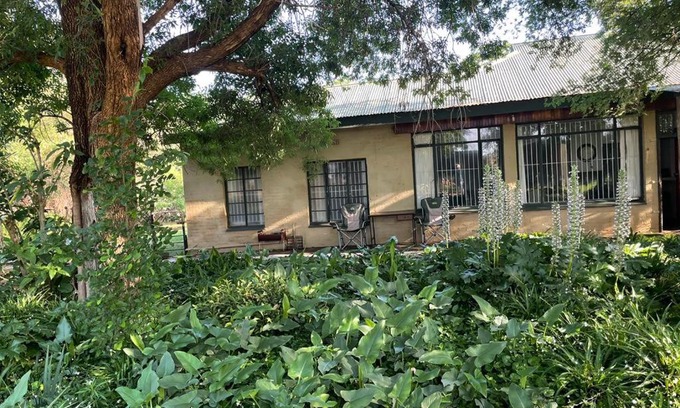 Bloemfontein House | HEELTEVREDE Self-Catering farmhouse