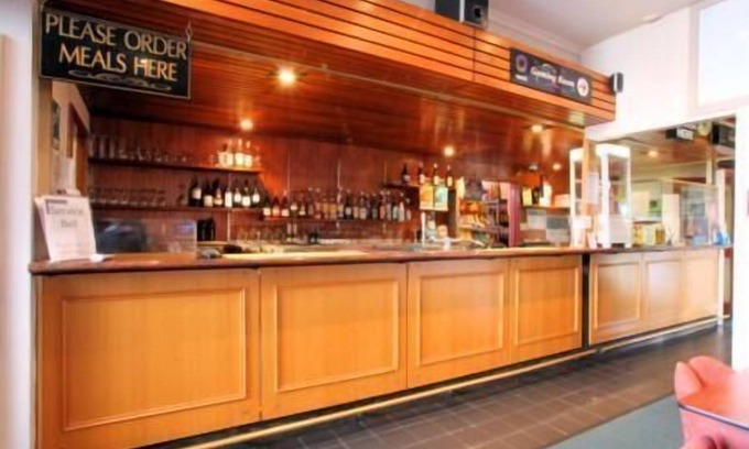 Zeehan Hotel | Heemskirk Motor Hotel