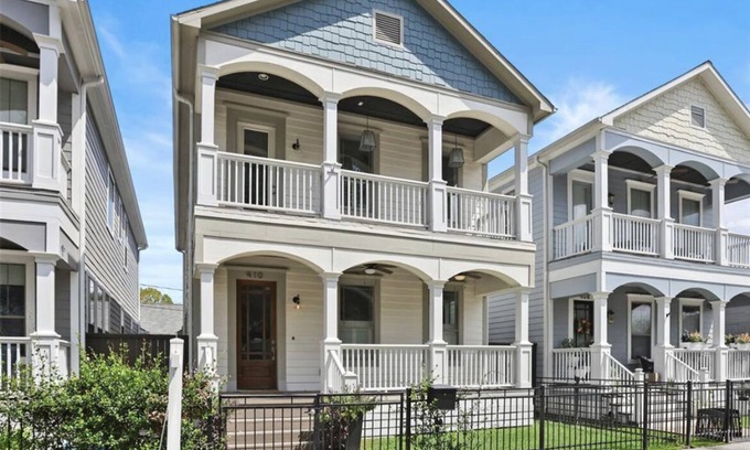 Greater Heights House | Heights Haven - Luxury Home in Houston Heights