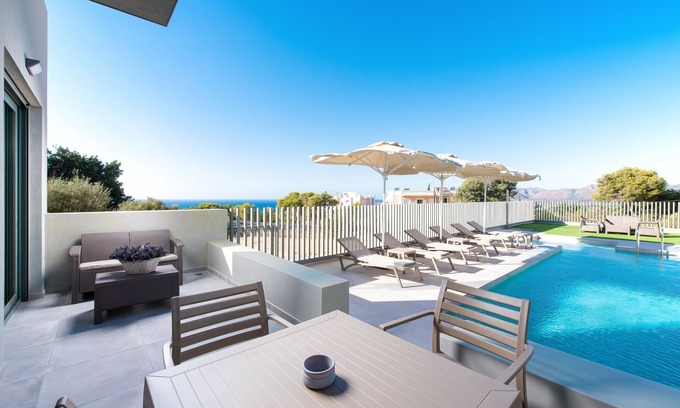 Kounoupidiana House | Heliades Residence