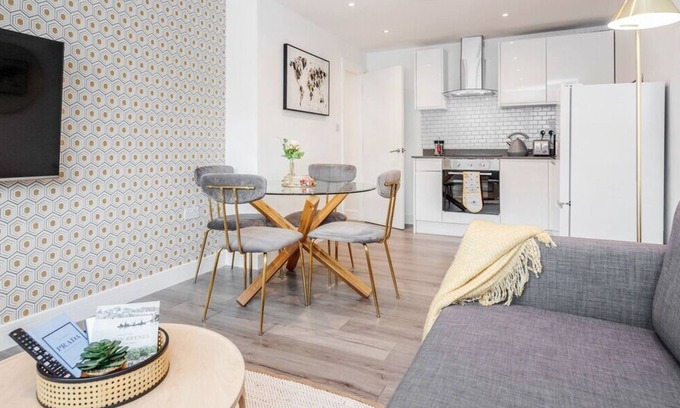 Milton Keynes Apartment | Heliodoor Apartments Milton Keynes 2-Bedroom Flat
