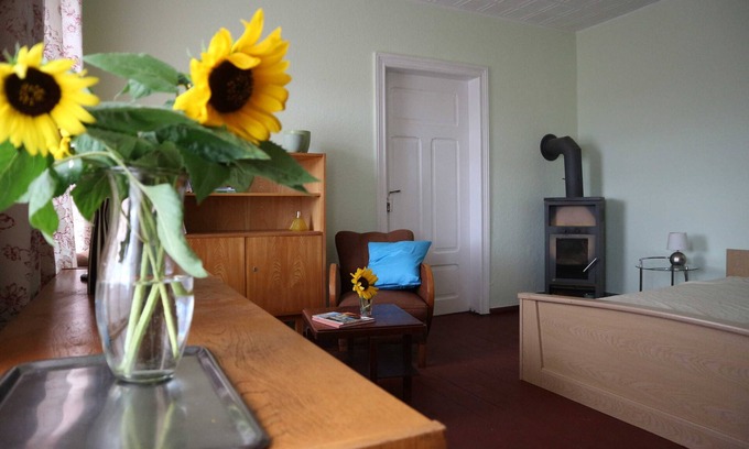 Forst Bed & Breakfast | Hellerau Dresden - Historisches Backsteinhaus im Naturgarten