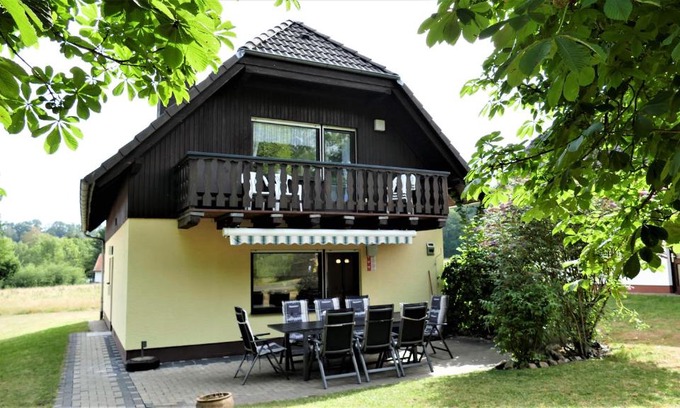 Feriendorf Silbersee House | Helles Ferienhaus im Landhausstil für bis zu 10 Personen