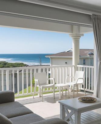 Melville Apartment | Hello Holiday at 4 Boboyi Mangrove Beach Estate