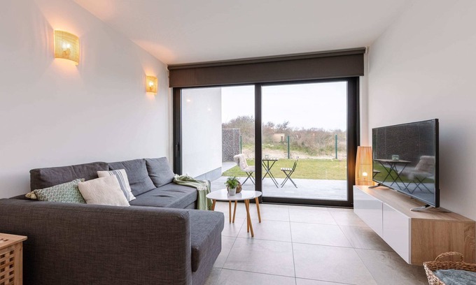 Westende Apartment | Helmgras - A getaway on the beach with garden