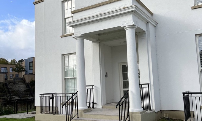 Hemel Hempstead Apartment | Hemel Hempstead - White House