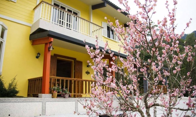 Nanzhuang House | Hemerocallis Country House