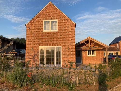 Long Clawson House | Hen House: Private annexe on stunning farm