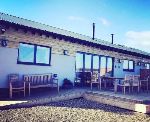 Caldecott House | Hen Houses with Hot Tubs - Big Drift and Fairchilds Barn