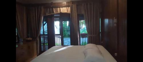 Sumberagung House | HENDRO'S SURF CAMP Pulau merah