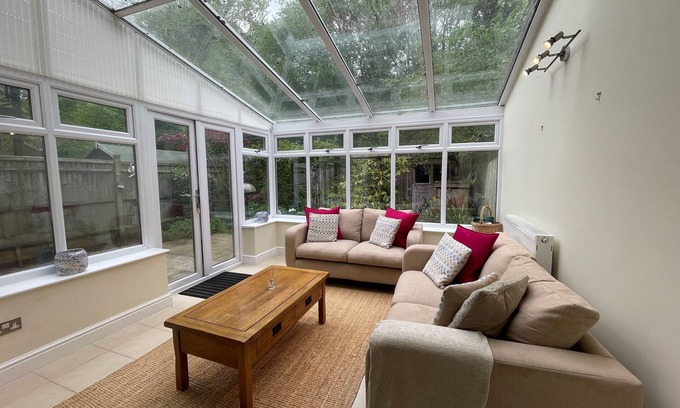 Peppard Common House | Henley, Spectacular, Spacious Four Bedroom House