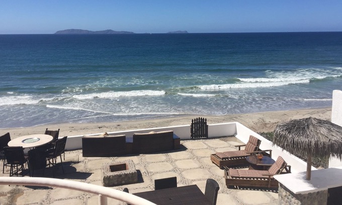 San Antonio del Mar House | Henry's Beach House - Oceanfront luxury home in Rosarito