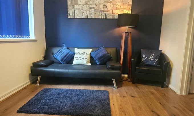 Derby House | Hereford House - Welcome Short Stays