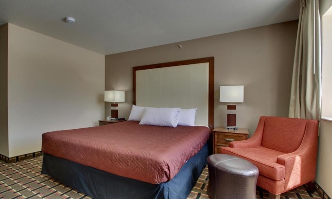 Canton Hotel | Heritage Grand Inn