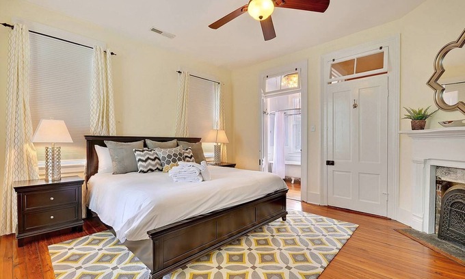 Cannonborough Elliotborough House | Heritage Haven: Steps to Tradition and Taste