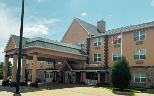 Dickinson Hotel | Heritage Hotel and Suites