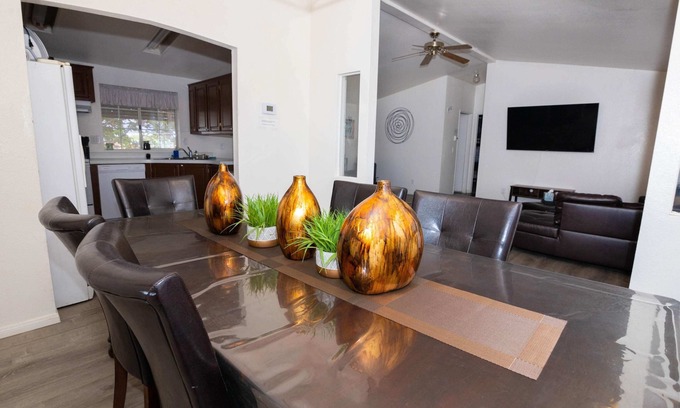 Pahrump House | Heritage House Great For Groups!