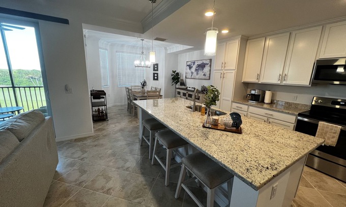 Punta Gorda Condo | Heritage Landing Golf and Country Club. First class amenities, Luxury Living.
