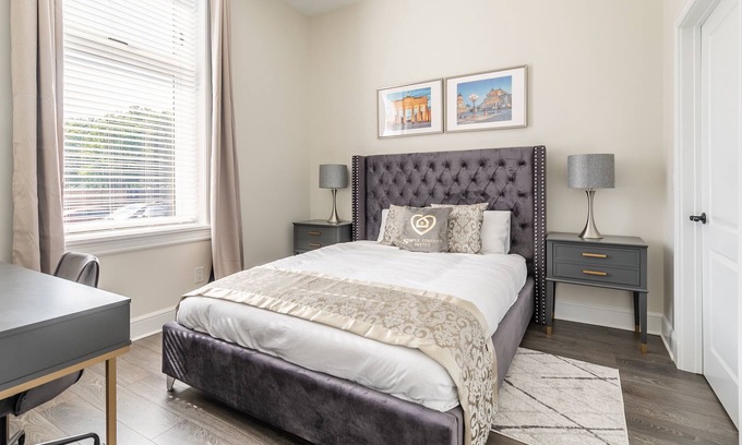 Smiths Falls Apartment | Heritage Rideau 1Br Apartment. Free Parking
