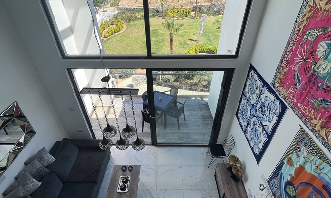 Tatlisu Apartment | Hermes Penthouse