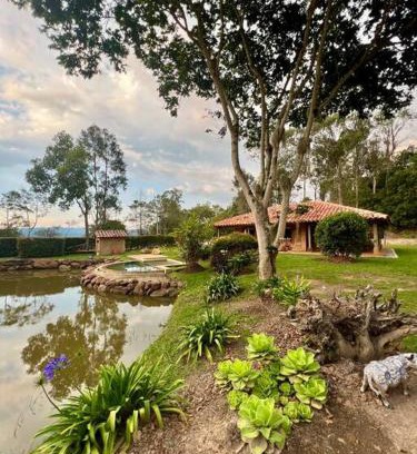 Villa de Leyva House | Hermosa cabaña campestre con piscina y lago