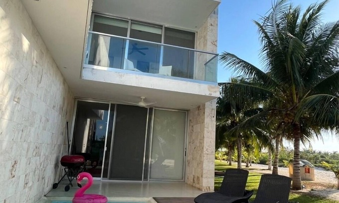 Miramar House | Hermosa Casa Moderna a la Orilla del Mar