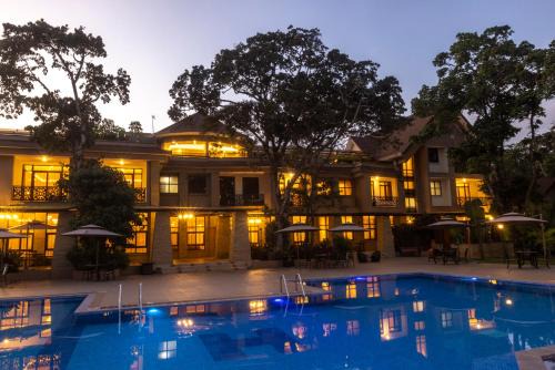 Karen Hotel | Hermosa Garden Hotel