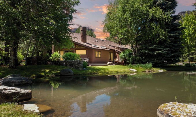 The Ranch House | Hermosa Haven | Red Cliff & Pond Views, Garage, Tennis