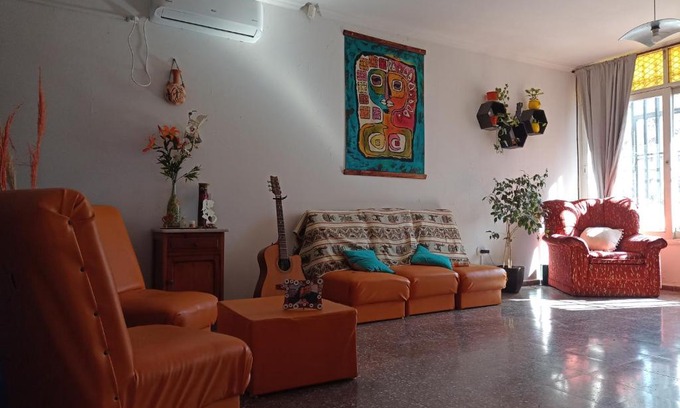 Mendoza City Center House | Hermosa y luminosa habitación en Capital de Mendoza