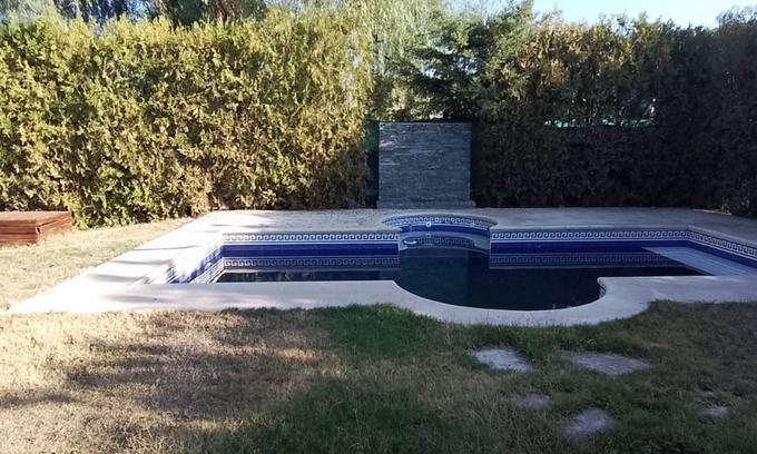 Mendoza House | Hermosa y Segura Casa! Pileta/parrilla/garage