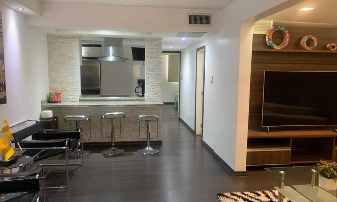 Lecheria Apartment | Hermoso Apartamento Vacacional en la zona más cotizada de Lecheria