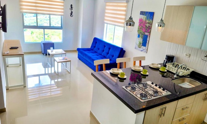 Pinchote Apartment | Hermoso Apto - C.C San Gil Plaza