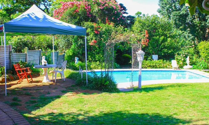 Pietermaritzburg Bed & Breakfast | Heroes Garden Lodge