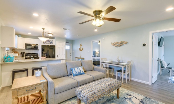 Rockport Cottage | ‘Heron Bay Cottage’ w/Patio in Rockport!