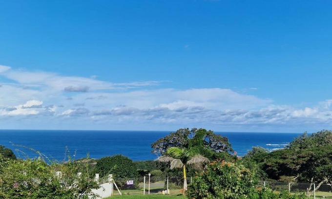 Chintsa House | HERON COTTAGE - for your seaside holiday.