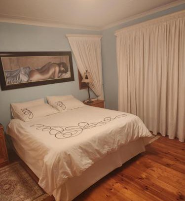 Great Brak River House | Hersham Holiday Home